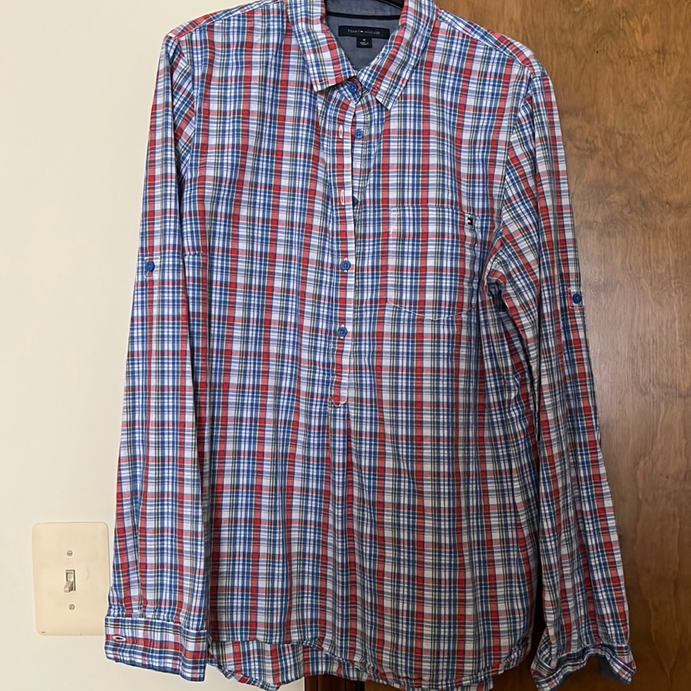 Tommy Hilfiger 3/4 button down blouse